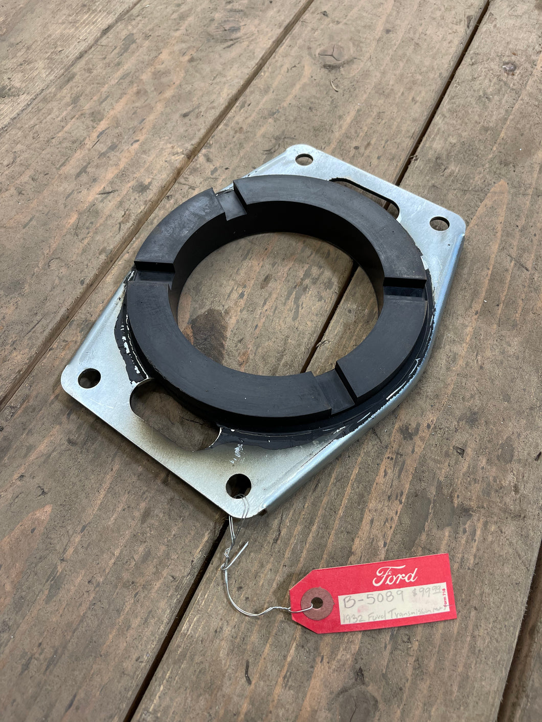 1932 Ford Transmission mount