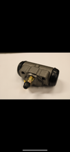 Load image into Gallery viewer, 1939-48 Lincoln wheel cylinder Left Front
